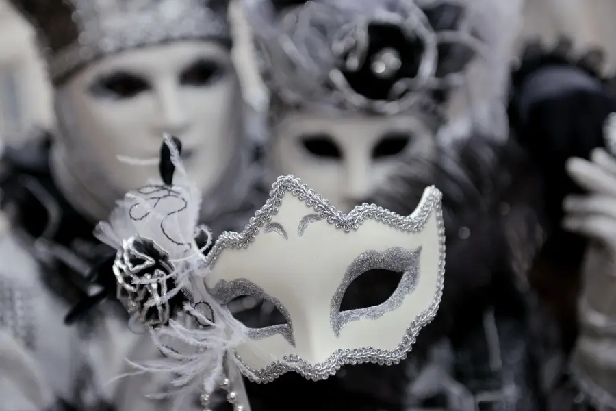 Carnevale Reggino 2026, cinque giorni di eventi tra sfilate, musica e laboratori per famiglie