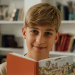 Salone del Libro, la Calabria punta su scuola, cultura e giovani talenti