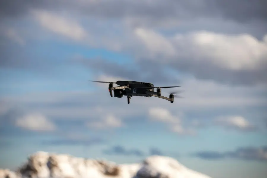Soverato, presentati agli studenti i droni antincendio della Regione Calabria