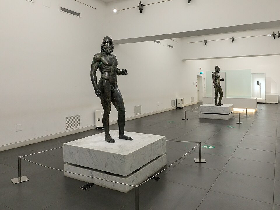 Bronzi di Riace: storia, restauri e museo a Reggio Calabria