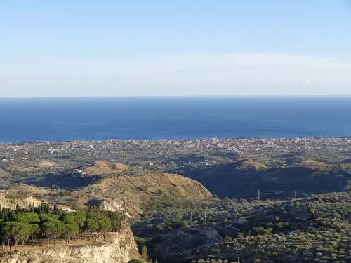 Locri, avviso di selezione interna per la sostituzione del Direttore SPDC