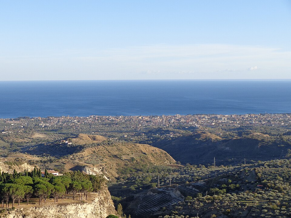 Locri, avviso di selezione interna per la sostituzione del Direttore SPDC